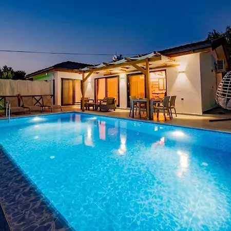 Otel Vaha 2 / Seydikemer